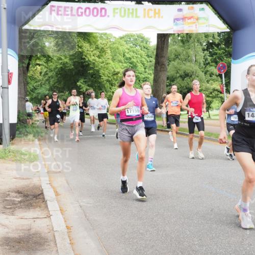29.06.2025 - hella hamburg halbmarathon MichiJ http://msf.ph/oto/8265689 29.06.2025 10:30:33 Zwischen KM18-KM19 1675, 1903, 5124, 5690, 6639, 7105, 7363, 7693, 12098, 12588, 14811, 15255, 15328, 15654, 15846, 16507, 17032, 17159, 17637 meine-sportfotos.de