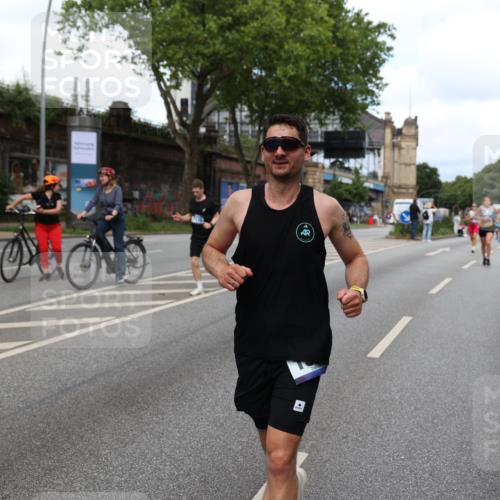 29.06.2025 - hella hamburg halbmarathon Yannick Fuchs http://msf.ph/oto/8265917 29.06.2025 10:36:42 20KM 1169, 1209, 1256, 1312, 1441, 1512, 1903, 1962, 3523, 4823, 5682, 5690, 6639, 6721, 6770, 7105, 7116, 7363, 7693, 8694, 9365, 12098, 13196, 13483, 13709, 13725, 14275, 14811, 15270, 15623, 15654, 15846, 15935, 16281, 16507, 16626, 17016, 17363, 17637, 17926, 18330, 18920 meine-sportfotos.de