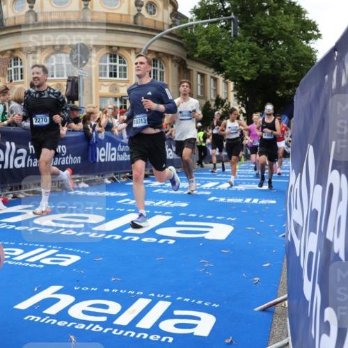 29.06.2025 - hella hamburg halbmarathon Strokosch-Dieckow http://msf.ph/oto/8266038 29.06.2025 10:45:10 Ziel 2188, 2270, 3917, 4997, 6054, 6375, 6575, 6819, 7087, 9302, 9710, 10064, 10313, 10741, 12783, 13919, 15365, 15563, 15636, 15651, 15741, 15760, 16513, 16685, 16689, 17120, 17960, 18346, 18718 meine-sportfotos.de