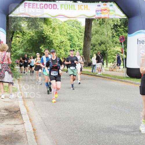 29.06.2025 - hella hamburg halbmarathon MichiJ http://msf.ph/oto/8266065 29.06.2025 10:54:33 Zwischen KM18-KM19 1367, 2963, 2964, 4014, 5363, 9967, 11088, 11355, 11641, 16824, 16976, 17062 meine-sportfotos.de