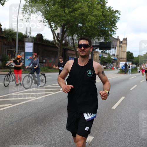 29.06.2025 - hella hamburg halbmarathon Yannick Fuchs http://msf.ph/oto/8266082 29.06.2025 10:36:42 20KM 1169, 1209, 1256, 1312, 1441, 1512, 1903, 1962, 3523, 4823, 5682, 5690, 6639, 6721, 6770, 7105, 7116, 7363, 7693, 8694, 9365, 12098, 13196, 13483, 13709, 13725, 14275, 14811, 15270, 15623, 15654, 15846, 15935, 16281, 16507, 16626, 17016, 17363, 17637, 17926, 18330, 18920 meine-sportfotos.de