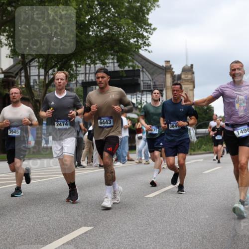 29.06.2025 - hella hamburg halbmarathon Yannick Fuchs http://msf.ph/oto/8266083 29.06.2025 10:48:49 20KM 1125, 1327, 1496, 1506, 1628, 2119, 2474, 2561, 2771, 2884, 2955, 3041, 3652, 3791, 3794, 3945, 4029, 4189, 4231, 4868, 4903, 4938, 5319, 6355, 6433, 6443, 6587, 6938, 8449, 8487, 8514, 8698, 8973, 10191, 10192, 10368, 10376, 11184, 11333, 11747, 11797, 11799, 11976, 12186, 12526, 12584, 12961, 13267, 13297, 13988, 14036, 14175, 14592, 14638, 14660, 14834, 14845, 14948, 15389, 15879, 16047, 16327, 17842, 18031, 18380 meine-sportfotos.de