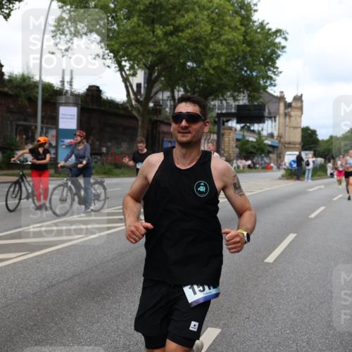 29.06.2025 - hella hamburg halbmarathon Yannick Fuchs http://msf.ph/oto/8266099 29.06.2025 10:36:42 20KM 1169, 1209, 1256, 1312, 1441, 1512, 1903, 1962, 3523, 4823, 5682, 5690, 6639, 6721, 6770, 7105, 7116, 7363, 7693, 8694, 9365, 12098, 13196, 13483, 13709, 13725, 14275, 14811, 15270, 15623, 15654, 15846, 15935, 16281, 16507, 16626, 17016, 17363, 17637, 17926, 18330, 18920 meine-sportfotos.de