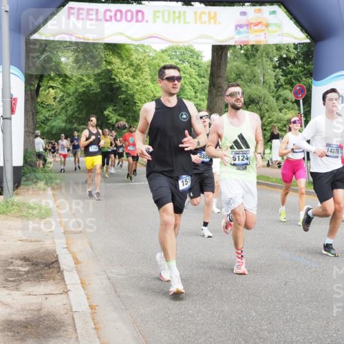 29.06.2025 - hella hamburg halbmarathon MichiJ http://msf.ph/oto/8266183 29.06.2025 10:30:36 Zwischen KM18-KM19 1512, 1903, 5124, 5690, 6639, 7363, 8359, 8694, 9815, 12098, 12588, 14275, 14811, 15255, 15328, 16507, 17032, 17159, 17637, 17926, 18509 meine-sportfotos.de
