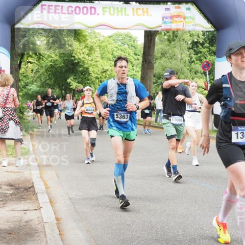 29.06.2025 - hella hamburg halbmarathon MichiJ http://msf.ph/oto/8266287 29.06.2025 10:54:35 Zwischen KM18-KM19 1367, 2963, 2964, 4014, 5363, 11088, 11355, 11641, 15945, 16824, 16976, 17062 meine-sportfotos.de
