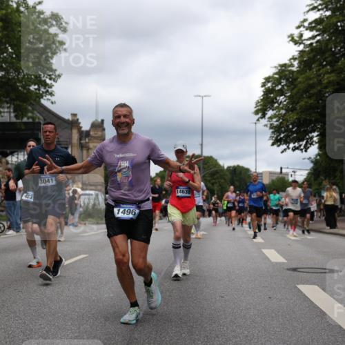 29.06.2025 - hella hamburg halbmarathon Yannick Fuchs http://msf.ph/oto/8266346 29.06.2025 10:48:49 20KM 1125, 1327, 1496, 1506, 1628, 2119, 2474, 2561, 2771, 2884, 2955, 3041, 3652, 3791, 3794, 3945, 4029, 4189, 4231, 4868, 4903, 4938, 5319, 6355, 6433, 6443, 6587, 6938, 8449, 8487, 8514, 8698, 8973, 10191, 10192, 10368, 10376, 11184, 11333, 11747, 11797, 11799, 11976, 12186, 12526, 12584, 12961, 13267, 13297, 13988, 14036, 14175, 14592, 14638, 14660, 14834, 14845, 14948, 15389, 15879, 16047, 16327, 17842, 18031, 18380 meine-sportfotos.de