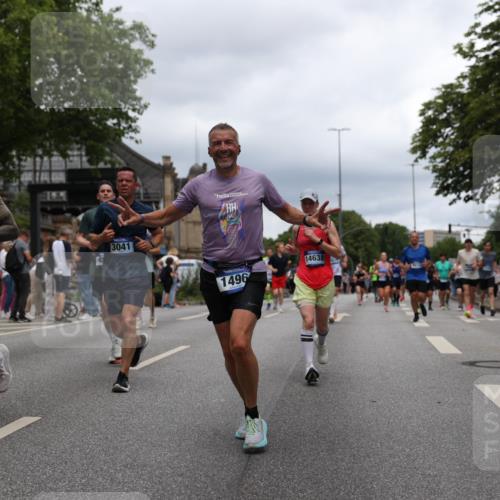 29.06.2025 - hella hamburg halbmarathon Yannick Fuchs http://msf.ph/oto/8266418 29.06.2025 10:48:49 20KM 1125, 1327, 1496, 1506, 1628, 2119, 2474, 2561, 2771, 2884, 2955, 3041, 3652, 3791, 3794, 3945, 4029, 4189, 4231, 4868, 4903, 4938, 5319, 6355, 6433, 6443, 6587, 6938, 8449, 8487, 8514, 8698, 8973, 10191, 10192, 10368, 10376, 11184, 11333, 11747, 11797, 11799, 11976, 12186, 12526, 12584, 12961, 13267, 13297, 13988, 14036, 14175, 14592, 14638, 14660, 14834, 14845, 14948, 15389, 15879, 16047, 16327, 17842, 18031, 18380 meine-sportfotos.de