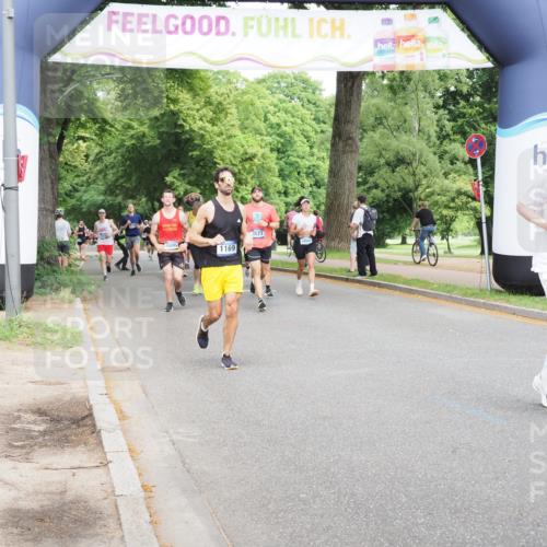 29.06.2025 - hella hamburg halbmarathon MichiJ http://msf.ph/oto/8266442 29.06.2025 10:30:38 Zwischen KM18-KM19 1512, 1903, 3523, 5124, 5690, 7363, 8359, 8694, 9815, 12098, 14275, 15095, 15328, 17032, 17159, 17926, 18509 meine-sportfotos.de