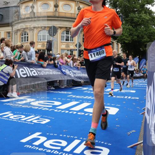 29.06.2025 - hella hamburg halbmarathon Strokosch-Dieckow http://msf.ph/oto/8266622 29.06.2025 10:45:22 Ziel 1697, 2188, 2367, 2470, 3186, 5706, 9105, 10064, 11469, 12277, 12643, 14703, 15563, 15741, 16725, 17499, 18407, 18638 meine-sportfotos.de