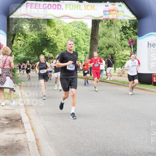 29.06.2025 - hella hamburg halbmarathon MichiJ http://msf.ph/oto/8266653 29.06.2025 10:54:40 Zwischen KM18-KM19 1079, 1367, 4169, 5762, 6517, 7685, 8971, 11088, 12418, 14869, 15429, 15945, 16824, 17062 meine-sportfotos.de