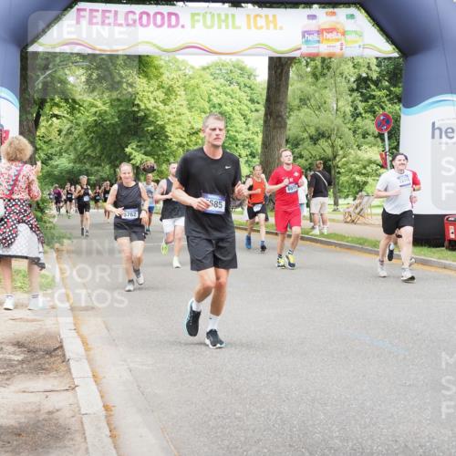 29.06.2025 - hella hamburg halbmarathon MichiJ http://msf.ph/oto/8266668 29.06.2025 10:54:40 Zwischen KM18-KM19 1079, 1367, 4169, 5762, 6517, 7685, 8971, 11088, 12418, 14869, 15429, 15945, 16824, 17062 meine-sportfotos.de