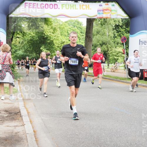 29.06.2025 - hella hamburg halbmarathon MichiJ http://msf.ph/oto/8266693 29.06.2025 10:54:40 Zwischen KM18-KM19 1079, 1367, 4169, 5762, 6517, 7685, 8971, 11088, 12418, 14869, 15429, 15945, 16824, 17062 meine-sportfotos.de