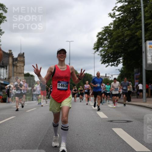 29.06.2025 - hella hamburg halbmarathon Yannick Fuchs http://msf.ph/oto/8266724 29.06.2025 10:48:50 20KM 1125, 1327, 1496, 1506, 1628, 2119, 2474, 2561, 2771, 2884, 2955, 3041, 3652, 3791, 3794, 3945, 4029, 4189, 4231, 4868, 4903, 4938, 5319, 6355, 6433, 6443, 6587, 6938, 8449, 8487, 8514, 8698, 8973, 10191, 10192, 10368, 10376, 11184, 11333, 11568, 11747, 11797, 11799, 11976, 12186, 12526, 12584, 12961, 13267, 13297, 13988, 14036, 14175, 14592, 14638, 14660, 14834, 14845, 14948, 15389, 15854, 15879, 16047, 16327, 17842, 18031, 18380 meine-sportfotos.de