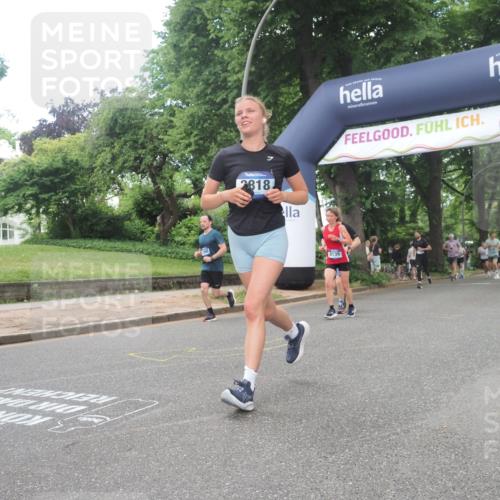 29.06.2025 - hella hamburg halbmarathon KatJ http://msf.ph/oto/8266755 29.06.2025 10:39:13 Zwischen KM18-KM19 1098, 2397, 2636, 2818, 4967, 6286, 8139 meine-sportfotos.de