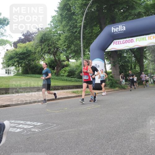 29.06.2025 - hella hamburg halbmarathon KatJ http://msf.ph/oto/8266815 29.06.2025 10:39:14 Zwischen KM18-KM19 1098, 2397, 2818, 4967, 6286, 8139 meine-sportfotos.de