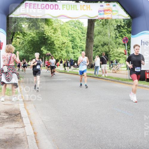 29.06.2025 - hella hamburg halbmarathon MichiJ http://msf.ph/oto/8266925 29.06.2025 10:54:44 Zwischen KM18-KM19 1079, 4169, 4666, 5762, 6517, 7685, 8971, 10372, 12418, 12790, 14436, 14869, 15429 meine-sportfotos.de