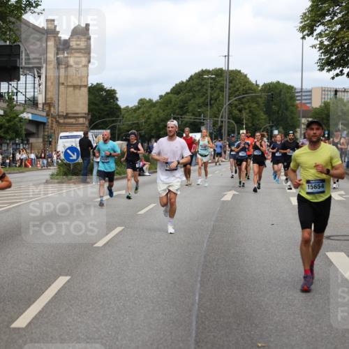 29.06.2025 - hella hamburg halbmarathon Yannick Fuchs http://msf.ph/oto/8266966 29.06.2025 10:36:47 20KM 1169, 1209, 1256, 1312, 1700, 1903, 1962, 2233, 3523, 4823, 5436, 5682, 6639, 6721, 6770, 7105, 7116, 7363, 7693, 7765, 8694, 9365, 12098, 13446, 13483, 13709, 13725, 14811, 15175, 15270, 15654, 15846, 16281, 16507, 16626, 16660, 17016, 17363, 17637, 17864, 17926, 18330, 18920 meine-sportfotos.de