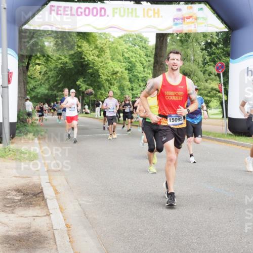 29.06.2025 - hella hamburg halbmarathon MichiJ http://msf.ph/oto/8267046 29.06.2025 10:30:41 Zwischen KM18-KM19 1169, 1512, 3523, 5124, 5690, 8359, 8694, 9815, 12098, 14275, 14560, 15095, 15935, 17159, 17926, 18330, 18509, 18559 meine-sportfotos.de