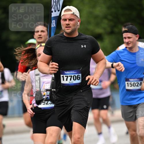 29.06.2025 - hella hamburg halbmarathon Dr. Thomas Lammeyer http://msf.ph/oto/8267105 29.06.2025 10:35:38 Kennedybrücke 1547, 1844, 2831, 2832, 3281, 3396, 3424, 3571, 3681, 4877, 4953, 5165, 5350, 5846, 5965, 6078, 6160, 6573, 6640, 7120, 8806, 8812, 8941, 9078, 9104, 9183, 9883, 10148, 10240, 10435, 10586, 10653, 11178 meine-sportfotos.de