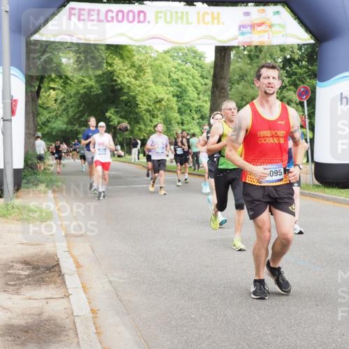 29.06.2025 - hella hamburg halbmarathon MichiJ http://msf.ph/oto/8267110 29.06.2025 10:30:41 Zwischen KM18-KM19 1169, 1512, 3523, 5124, 5690, 8359, 8694, 9815, 12098, 14275, 14560, 15095, 15935, 17159, 17926, 18330, 18509, 18559 meine-sportfotos.de