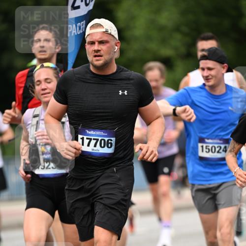 29.06.2025 - hella hamburg halbmarathon Dr. Thomas Lammeyer http://msf.ph/oto/8267143 29.06.2025 10:35:38 Kennedybrücke 1547, 1844, 2831, 2832, 3281, 3396, 3424, 3571, 3681, 4877, 4953, 5165, 5350, 5846, 5965, 6078, 6160, 6573, 6640, 7120, 8806, 8812, 8941, 9078, 9104, 9183, 9883, 10148, 10240, 10435, 10586, 10653, 11178 meine-sportfotos.de