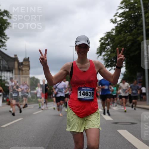29.06.2025 - hella hamburg halbmarathon Yannick Fuchs http://msf.ph/oto/8267167 29.06.2025 10:48:51 20KM 1125, 1327, 1496, 1506, 1628, 2119, 2474, 2561, 2771, 2884, 2955, 3041, 3652, 3791, 3794, 3945, 4029, 4189, 4231, 4868, 4903, 4938, 5319, 6355, 6433, 6443, 6587, 6938, 8449, 8487, 8514, 8698, 8973, 10191, 10192, 10368, 10376, 11184, 11333, 11568, 11747, 11797, 11799, 11976, 12186, 12526, 12584, 12961, 13267, 13297, 13988, 14036, 14175, 14592, 14638, 14834, 14845, 14948, 15389, 15854, 15879, 16047, 16327, 17842, 18031, 18380 meine-sportfotos.de
