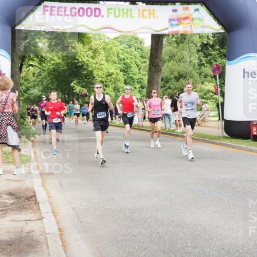 29.06.2025 - hella hamburg halbmarathon MichiJ http://msf.ph/oto/8267271 29.06.2025 10:54:52 Zwischen KM18-KM19 4494, 8279, 10791, 11720, 15150, 16186 meine-sportfotos.de