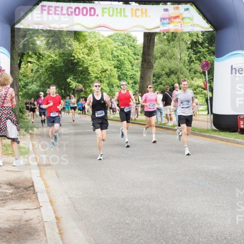 29.06.2025 - hella hamburg halbmarathon MichiJ http://msf.ph/oto/8267287 29.06.2025 10:54:52 Zwischen KM18-KM19 4494, 8279, 10791, 11720, 15150, 16186 meine-sportfotos.de