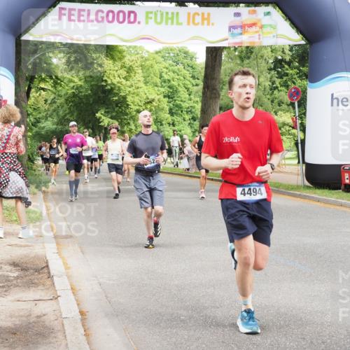 29.06.2025 - hella hamburg halbmarathon MichiJ http://msf.ph/oto/8267415 29.06.2025 10:54:55 Zwischen KM18-KM19 2852, 4494, 6089, 6181, 8279, 9527, 10791, 11720, 15150, 16186 meine-sportfotos.de