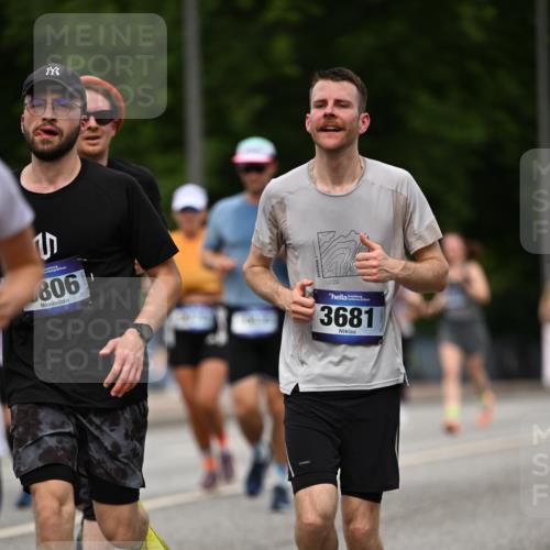 29.06.2025 - hella hamburg halbmarathon Dr. Thomas Lammeyer http://msf.ph/oto/8267440 29.06.2025 10:35:42 Kennedybrücke 1235, 1844, 2672, 2831, 2832, 3396, 3424, 3571, 3681, 4877, 4953, 5165, 5350, 5846, 5965, 6160, 6344, 6573, 6640, 7120, 8304, 8806, 9078, 9104, 9183, 9478, 9882, 9883, 10148, 10240, 10421, 10435, 10653, 11178 meine-sportfotos.de