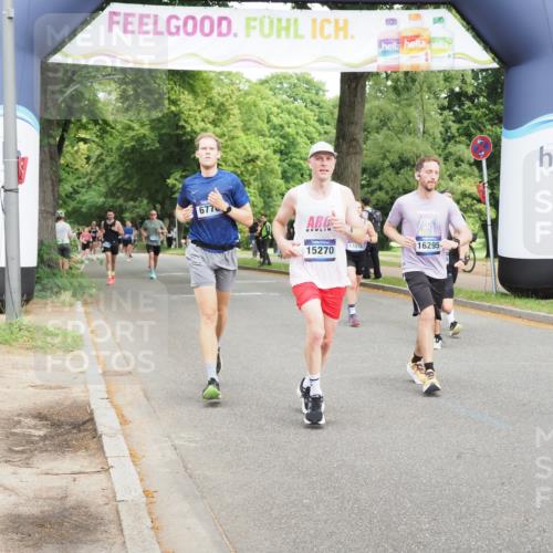 29.06.2025 - hella hamburg halbmarathon MichiJ http://msf.ph/oto/8267460 29.06.2025 10:30:44 Zwischen KM18-KM19 1169, 3523, 6770, 8694, 9815, 9833, 10469, 14275, 14560, 15095, 15270, 15935, 16084, 16295, 17016, 17926, 18330, 18559 meine-sportfotos.de
