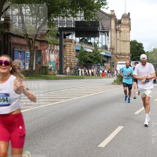 29.06.2025 - hella hamburg halbmarathon Yannick Fuchs http://msf.ph/oto/8267463 29.06.2025 10:36:48 20KM 1169, 1209, 1256, 1312, 1700, 1903, 1962, 2233, 3523, 4823, 5436, 5682, 6639, 6721, 6770, 7105, 7116, 7363, 7693, 7765, 8694, 9365, 12098, 13446, 13483, 13709, 13725, 14811, 15095, 15175, 15270, 15654, 15846, 16281, 16507, 16626, 16660, 17016, 17363, 17637, 17864, 17926, 18330, 18559, 18920 meine-sportfotos.de