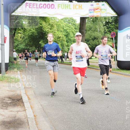 29.06.2025 - hella hamburg halbmarathon MichiJ http://msf.ph/oto/8267475 29.06.2025 10:30:44 Zwischen KM18-KM19 1169, 3523, 6770, 8694, 9815, 9833, 10469, 14275, 14560, 15095, 15270, 15935, 16084, 16295, 17016, 17926, 18330, 18559 meine-sportfotos.de