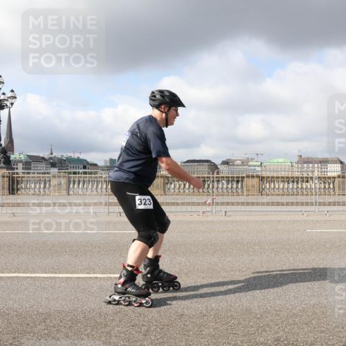 29.06.2025 - hella hamburg halbmarathon Lena Gebhardt http://msf.ph/oto/8267494 29.06.2025 09:04:39 Lombardsbrücke  meine-sportfotos.de