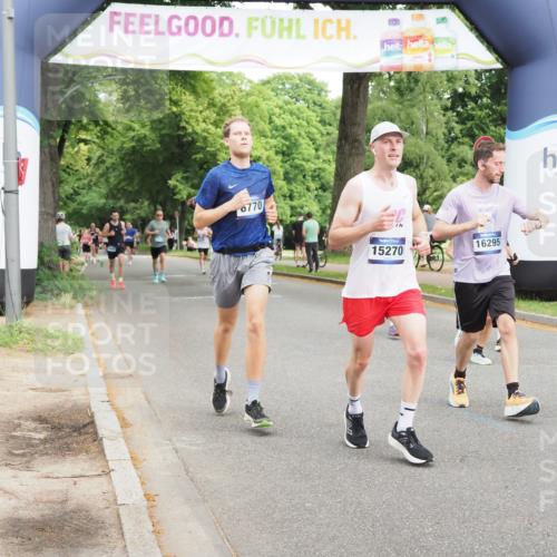29.06.2025 - hella hamburg halbmarathon MichiJ http://msf.ph/oto/8267539 29.06.2025 10:30:45 Zwischen KM18-KM19 1169, 3523, 6770, 9833, 10469, 14560, 15095, 15270, 15935, 16084, 16295, 17016, 18330, 18559 meine-sportfotos.de