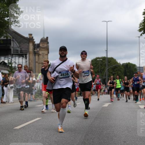 29.06.2025 - hella hamburg halbmarathon Yannick Fuchs http://msf.ph/oto/8267651 29.06.2025 10:48:52 20KM 1125, 1327, 1496, 1506, 1628, 2029, 2119, 2474, 2561, 2771, 2884, 2955, 3041, 3652, 3791, 3794, 3945, 4029, 4231, 4868, 4903, 4938, 5319, 6355, 6433, 6443, 6587, 6891, 6938, 8487, 8514, 8698, 8973, 10191, 10192, 10368, 10376, 11184, 11333, 11568, 11747, 11797, 11799, 11976, 12186, 12526, 12584, 12961, 13267, 13988, 14036, 14175, 14592, 14638, 14834, 14845, 14948, 15389, 15854, 15868, 15879, 16047, 16327, 17842, 18031, 18380 meine-sportfotos.de