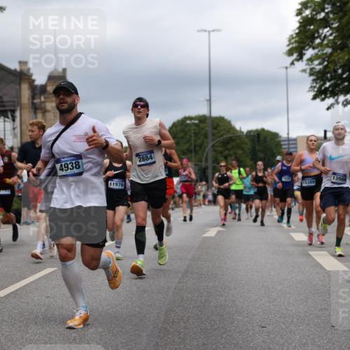 29.06.2025 - hella hamburg halbmarathon Yannick Fuchs http://msf.ph/oto/8267784 29.06.2025 10:48:53 20KM 1125, 1327, 1496, 1506, 1628, 2029, 2119, 2448, 2474, 2561, 2771, 2884, 2955, 3041, 3652, 3791, 3794, 3945, 4029, 4231, 4616, 4868, 4903, 4938, 5319, 6355, 6433, 6443, 6587, 6891, 6938, 8487, 8514, 8618, 8698, 8973, 10191, 10192, 10368, 10376, 11184, 11333, 11568, 11747, 11797, 11799, 11976, 12186, 12526, 12584, 12961, 13267, 13988, 14036, 14175, 14592, 14638, 14834, 14845, 14948, 15389, 15854, 15868, 15896, 16047, 16110, 16327, 17842, 18031, 18380 meine-sportfotos.de