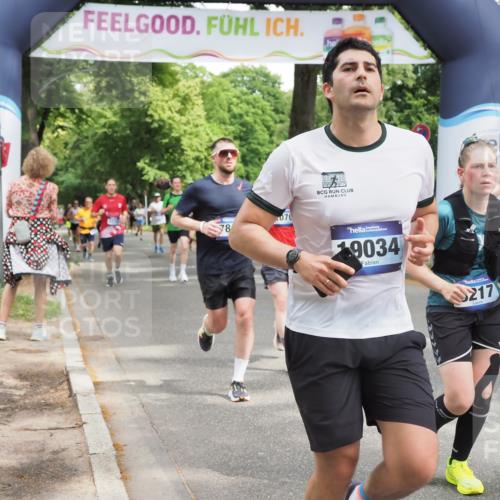 29.06.2025 - hella hamburg halbmarathon MichiJ http://msf.ph/oto/8268074 29.06.2025 10:55:07 Zwischen KM18-KM19 1785, 4950, 5670, 7741, 7846, 8217, 9173, 9781, 10343, 10709, 12556, 14785, 19034 meine-sportfotos.de
