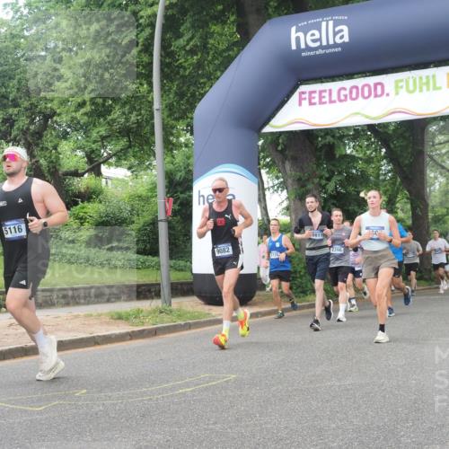 29.06.2025 - hella hamburg halbmarathon KatJ http://msf.ph/oto/8268076 29.06.2025 10:39:24 Zwischen KM18-KM19 3426, 4558, 4635, 5116, 5607, 6776, 7409 meine-sportfotos.de