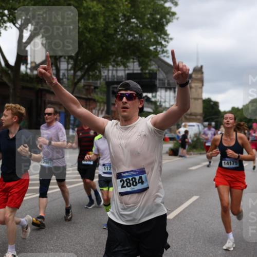 29.06.2025 - hella hamburg halbmarathon Yannick Fuchs http://msf.ph/oto/8268298 29.06.2025 10:48:55 20KM 1125, 1327, 1496, 1506, 1628, 2029, 2119, 2448, 2474, 2561, 2771, 2884, 2955, 3041, 3652, 3791, 3794, 3945, 4029, 4231, 4616, 4868, 4903, 4938, 5319, 6355, 6433, 6443, 6587, 6891, 6938, 8487, 8514, 8618, 8973, 10192, 10368, 10376, 11184, 11333, 11568, 11747, 11797, 11799, 11976, 12186, 12526, 12584, 12961, 13267, 13988, 14036, 14175, 14592, 14638, 14834, 14845, 14948, 15389, 15854, 15868, 15896, 16047, 16110, 16327, 17842, 18031, 18380 meine-sportfotos.de