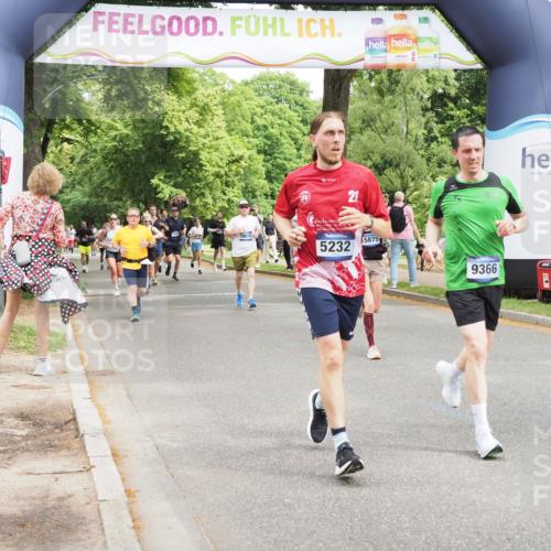 29.06.2025 - hella hamburg halbmarathon MichiJ http://msf.ph/oto/8268362 29.06.2025 10:55:10 Zwischen KM18-KM19 1785, 5232, 7846, 8217, 9173, 9366, 9781, 10343, 10709, 11873, 14785, 15875, 19034 meine-sportfotos.de