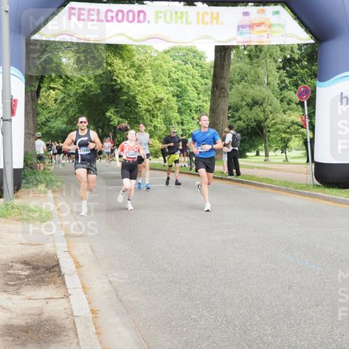 29.06.2025 - hella hamburg halbmarathon MichiJ http://msf.ph/oto/8268378 29.06.2025 10:30:55 Zwischen KM18-KM19 1312, 5682, 13446, 13709, 16660 meine-sportfotos.de