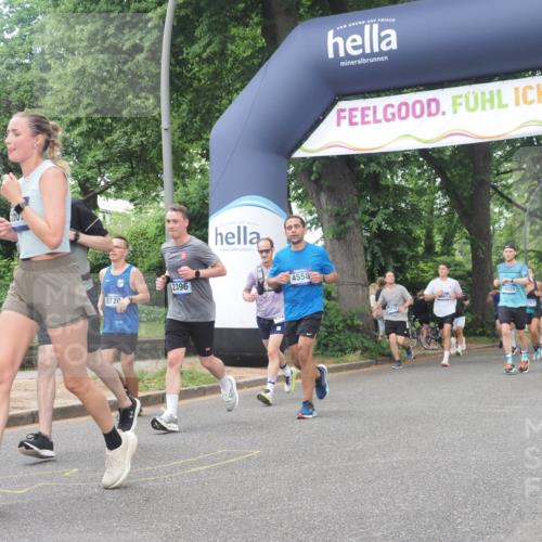 29.06.2025 - hella hamburg halbmarathon KatJ http://msf.ph/oto/8268380 29.06.2025 10:39:26 Zwischen KM18-KM19 2396, 3426, 4558, 4635, 5116, 5607, 6776, 7409, 8720 meine-sportfotos.de