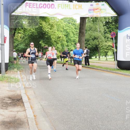 29.06.2025 - hella hamburg halbmarathon MichiJ http://msf.ph/oto/8268422 29.06.2025 10:30:55 Zwischen KM18-KM19 1312, 5682, 13446, 13709, 16660 meine-sportfotos.de