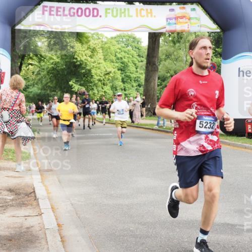 29.06.2025 - hella hamburg halbmarathon MichiJ http://msf.ph/oto/8268437 29.06.2025 10:55:11 Zwischen KM18-KM19 5232, 7846, 9173, 9366, 9781, 10709, 11873, 14785, 15875, 17540, 19034 meine-sportfotos.de