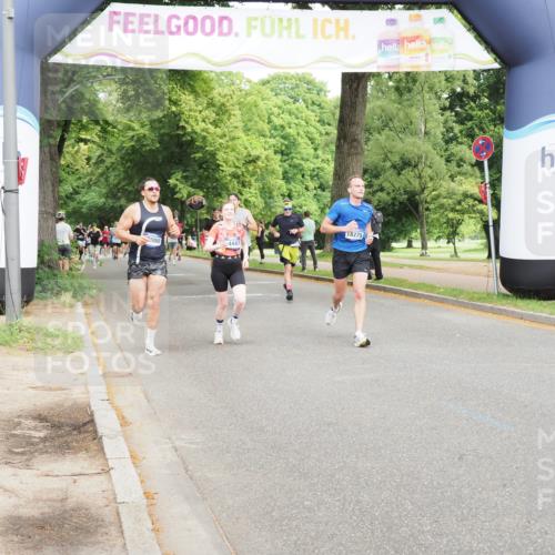29.06.2025 - hella hamburg halbmarathon MichiJ http://msf.ph/oto/8268469 29.06.2025 10:30:55 Zwischen KM18-KM19 1312, 5682, 13446, 13709, 16660 meine-sportfotos.de