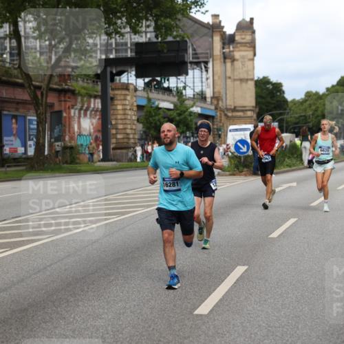 29.06.2025 - hella hamburg halbmarathon Yannick Fuchs http://msf.ph/oto/8268472 29.06.2025 10:36:50 20KM 1169, 1209, 1256, 1312, 1700, 1903, 1962, 2233, 3523, 4823, 5436, 5682, 6639, 6721, 6770, 7116, 7363, 7448, 7693, 7765, 7865, 8694, 9365, 10216, 10469, 12098, 13446, 13483, 13709, 13725, 14811, 15095, 15175, 15270, 15654, 16281, 16295, 16507, 16626, 16660, 17000, 17016, 17363, 17637, 17864, 17926, 18330, 18559, 18920 meine-sportfotos.de