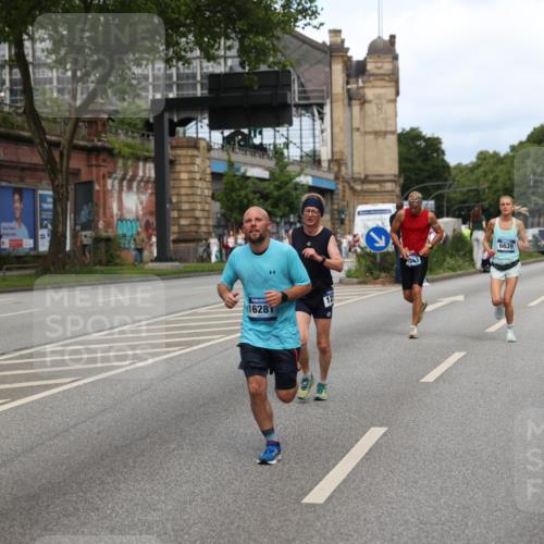29.06.2025 - hella hamburg halbmarathon Yannick Fuchs http://msf.ph/oto/8268512 29.06.2025 10:36:50 20KM 1169, 1209, 1256, 1312, 1700, 1903, 1962, 2233, 3523, 4823, 5436, 5682, 6639, 6721, 6770, 7116, 7363, 7448, 7693, 7765, 7865, 8694, 9365, 10216, 10469, 12098, 13446, 13483, 13709, 13725, 14811, 15095, 15175, 15270, 15654, 16281, 16295, 16507, 16626, 16660, 17000, 17016, 17363, 17637, 17864, 17926, 18330, 18559, 18920 meine-sportfotos.de