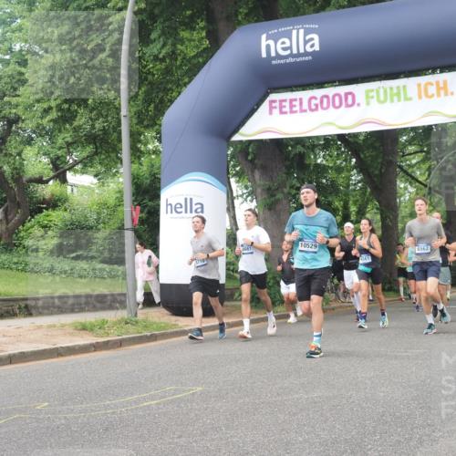 29.06.2025 - hella hamburg halbmarathon KatJ http://msf.ph/oto/8268514 29.06.2025 10:39:28 Zwischen KM18-KM19 2396, 3426, 4558, 4635, 5032, 5116, 5607, 6562, 6776, 7724, 8661, 8720 meine-sportfotos.de