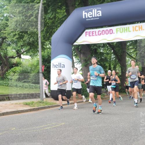 29.06.2025 - hella hamburg halbmarathon KatJ http://msf.ph/oto/8268524 29.06.2025 10:39:28 Zwischen KM18-KM19 2396, 3426, 4558, 4635, 5032, 5116, 5607, 6562, 6776, 7724, 8661, 8720 meine-sportfotos.de